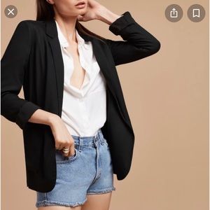 Aritzia Talula Gray blazer